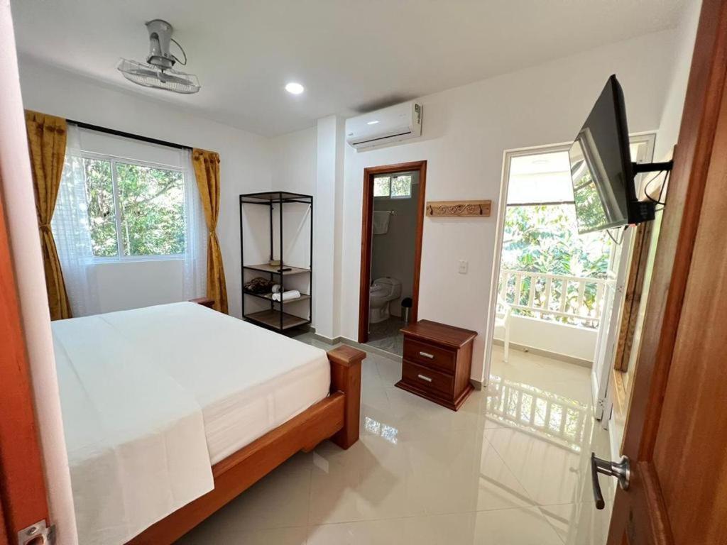 Hotel Eco El Bosque *
